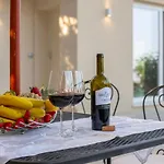 Dimora Campo Delle Mura - Charming House Villa *